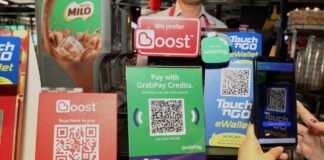 Peniaga Terima Wang Menerusi DuitNow QR Code akan dicaj bermula 1 November